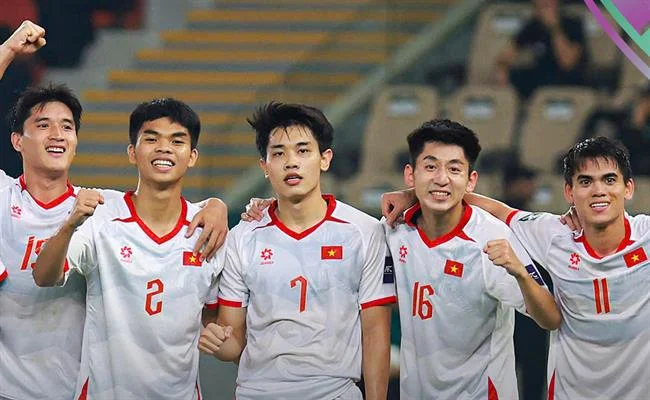 Phân Tích & Đánh Giá HI8823